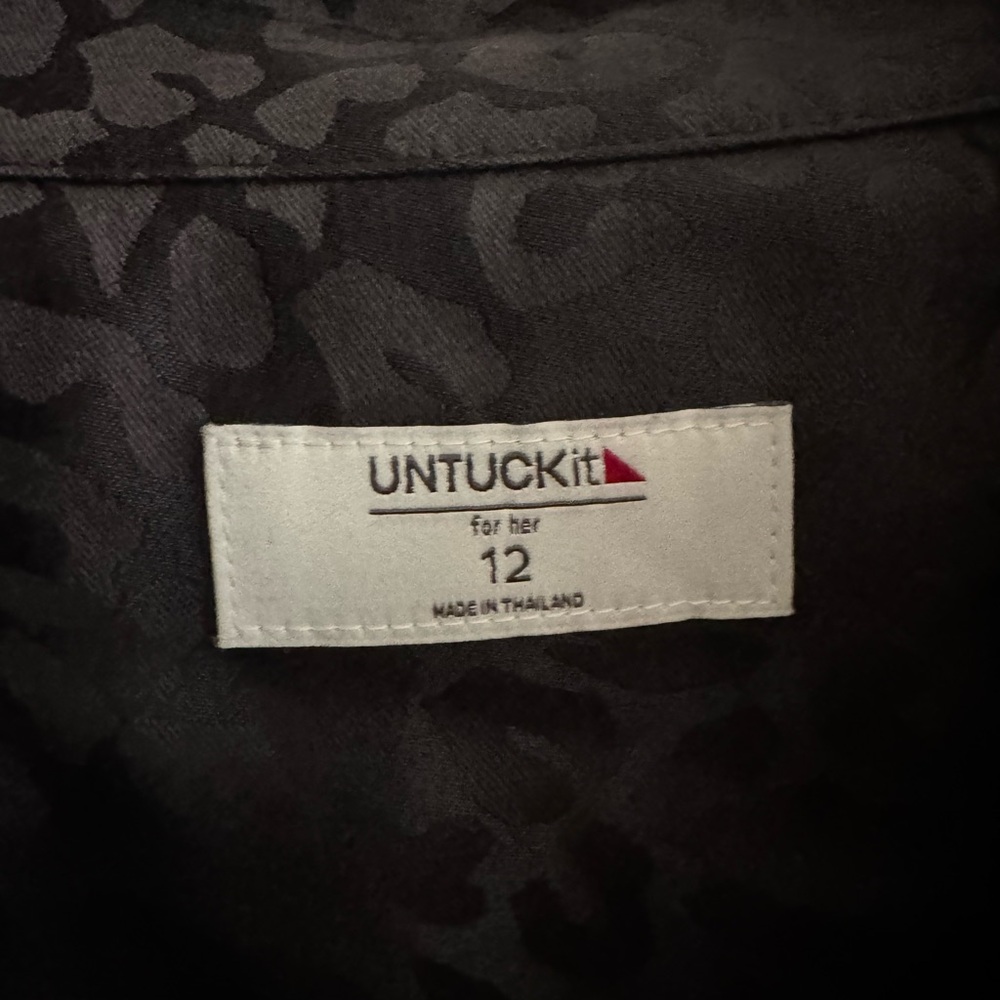 New But Without Tags! Untuckit Anna Button Down S… - image 3